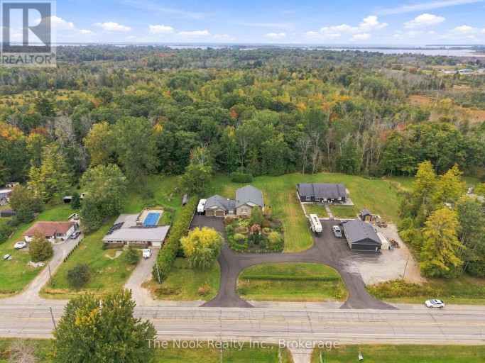21611 LOYALIST PARKWAY, Prince Edward County (Ameliasburg Ward), Ontario, K0K1L0