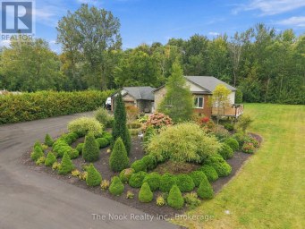 21611 LOYALIST PARKWAY Prince Edward County (Ameliasburg Ward) Ontario photo 5