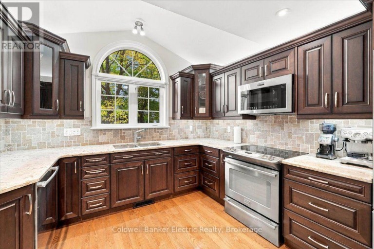 35 - 300 FRANMOR DRIVE, Peterborough (Ashburnham Ward 4), Ontario, K9H7R1