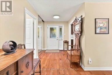 35 - 300 FRANMOR DRIVE Peterborough (Ashburnham Ward 4) Ontario photo 4