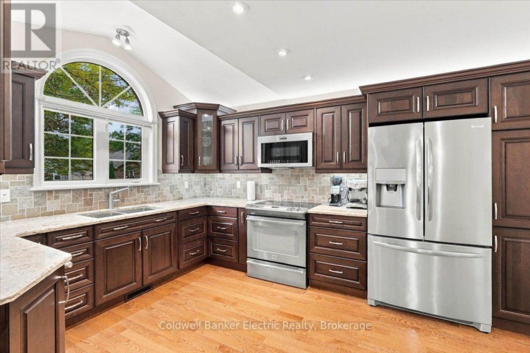 35 - 300 FRANMOR DRIVE, Peterborough (Ashburnham Ward 4), Ontario, K9H7R1