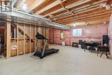 402 TANSBURY STREET London North (North E) Ontario photo 35