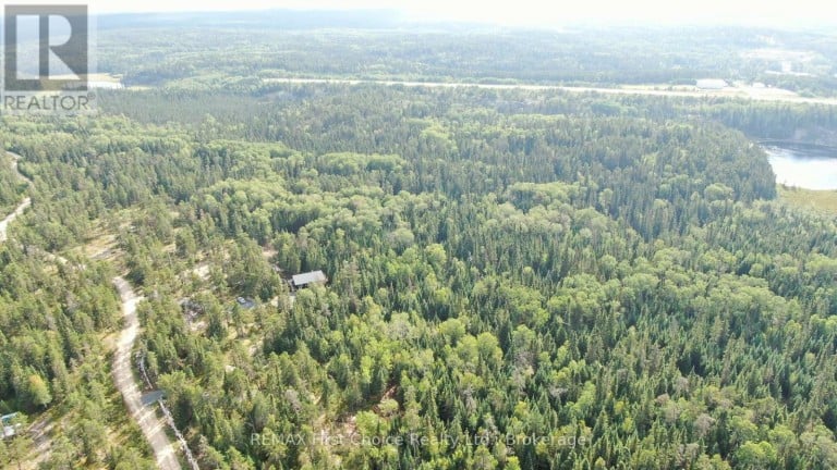 LOT 3 GUNN LAKE ROAD, Kenora Remote Area (Minaki-Winnepeg River), Ontario, P0X1J0