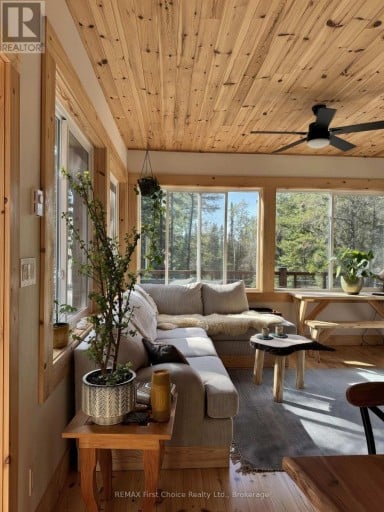 LOT 3 GUNN LAKE ROAD, Kenora Remote Area (Minaki-Winnepeg River), Ontario, P0X1J0
