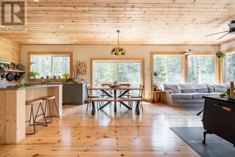 LOT 3 GUNN LAKE ROAD, Kenora Remote Area (Minaki-Winnepeg River), Ontario, P0X1J0