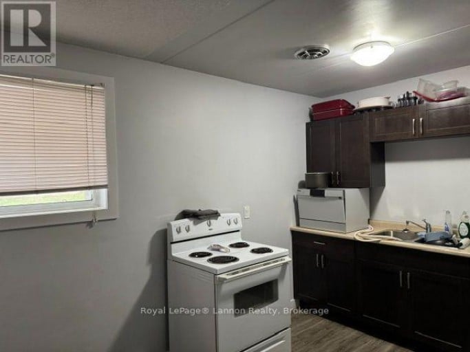 639 MCKELLAR STREET N, Thunder Bay (McKeller Park), Ontario, P7C4A4