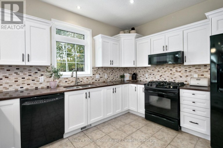 118 LANDRY LANE, Blue Mountains, Ontario, N0H2P0