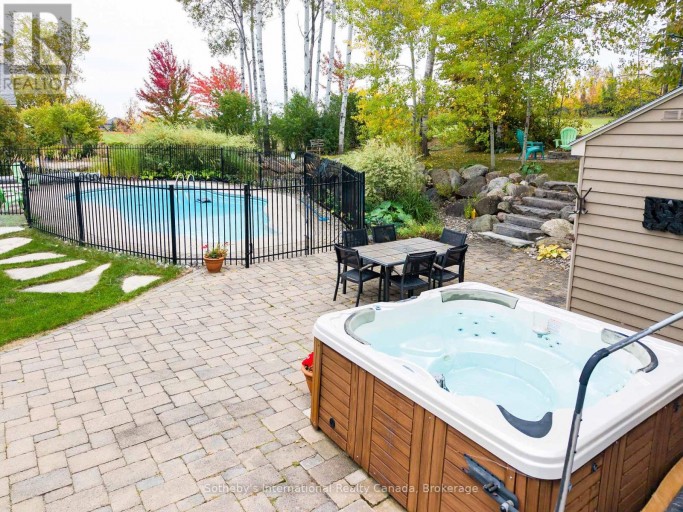 118 LANDRY LANE, Blue Mountains, Ontario, N0H2P0