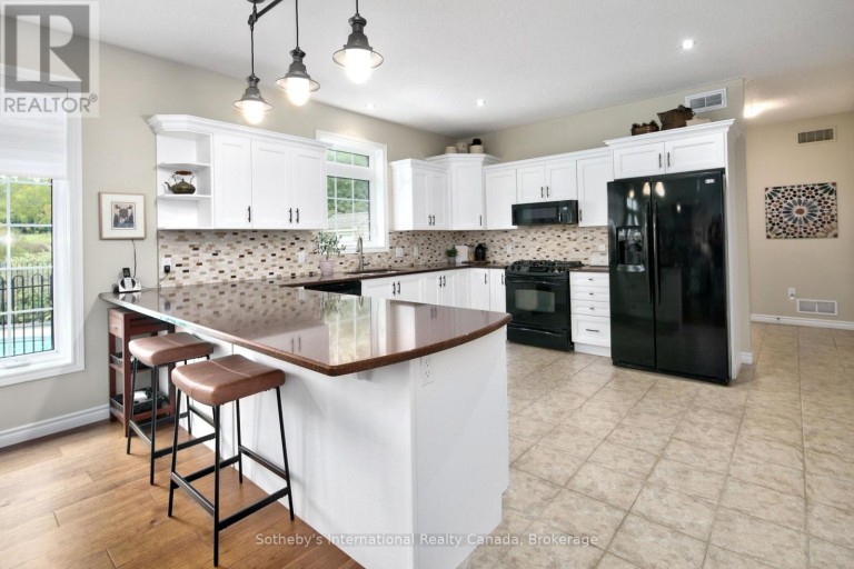 118 LANDRY LANE, Blue Mountains, Ontario, N0H2P0