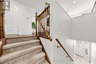 22 BENJAMIN WAY Whitby (Blue Grass Meadows) Ontario photo 10