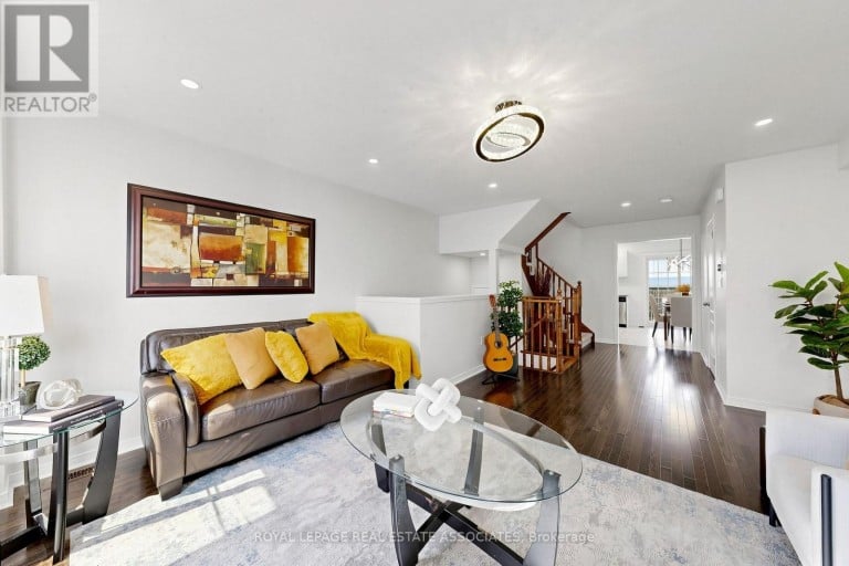 22 BENJAMIN WAY, Whitby (Blue Grass Meadows), Ontario, L1N0K5