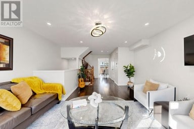 22 BENJAMIN WAY Whitby (Blue Grass Meadows) Ontario photo 23