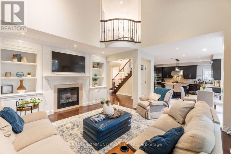353 SHIPWAY AVENUE, Clarington (Newcastle), Ontario, L1B0C1