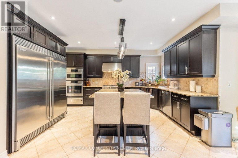 353 SHIPWAY AVENUE, Clarington (Newcastle), Ontario, L1B0C1