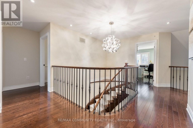 353 SHIPWAY AVENUE, Clarington (Newcastle), Ontario, L1B0C1