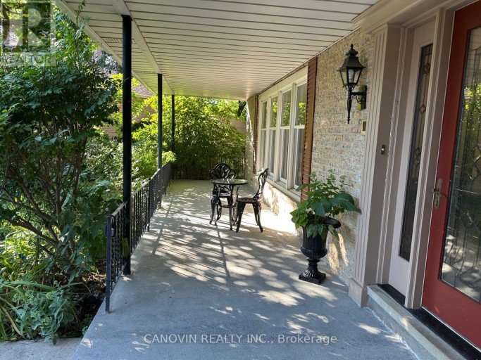183 ST. ANTHONY'S COURT, Richmond Hill (Mill Pond), Ontario, L4C4T4
