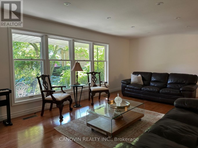 183 ST. ANTHONY'S COURT, Richmond Hill (Mill Pond), Ontario, L4C4T4