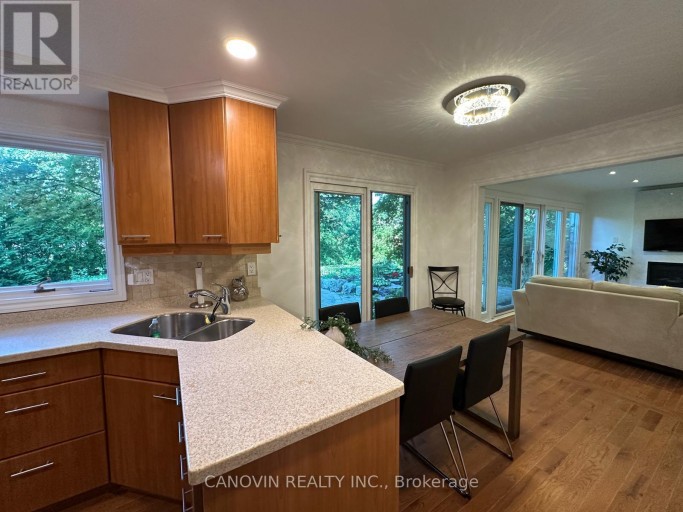 183 ST. ANTHONY'S COURT, Richmond Hill (Mill Pond), Ontario, L4C4T4