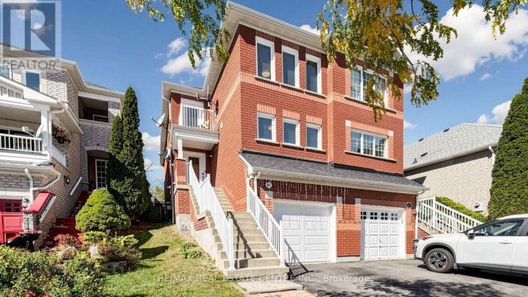 351 WILDGRASS ROAD, Mississauga (Cooksville), Ontario, L5B4H1