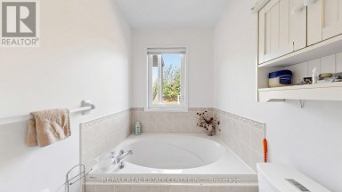 351 WILDGRASS ROAD Mississauga (Cooksville) Ontario photo 27