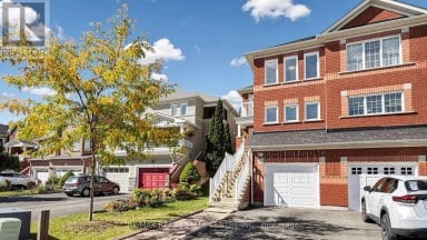 351 WILDGRASS ROAD Mississauga (Cooksville) Ontario photo 3
