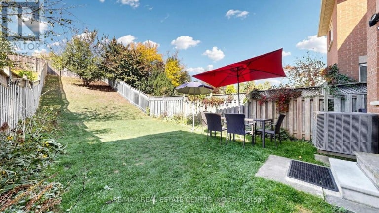 351 WILDGRASS ROAD, Mississauga (Cooksville), Ontario, L5B4H1