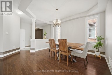2425 QUETICO CRESCENT Oakville (WM Westmount) Ontario photo 6