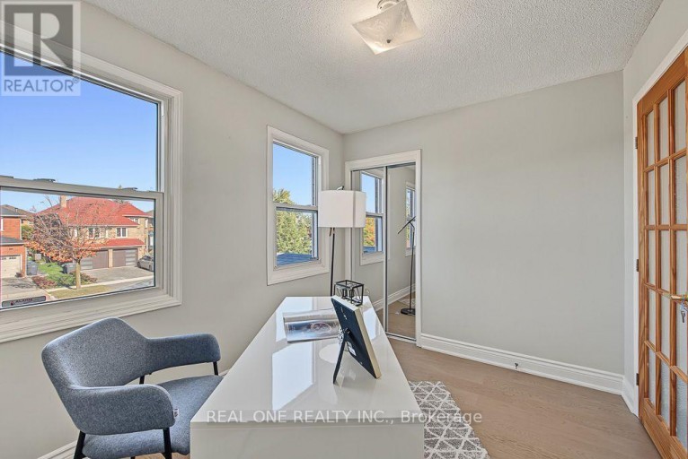 476 BUD GREGORY BOULEVARD, Mississauga (Hurontario), Ontario, L4Z2K4