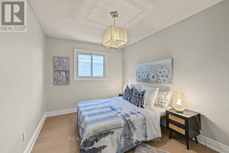 476 BUD GREGORY BOULEVARD, Mississauga (Hurontario), Ontario, L4Z2K4
