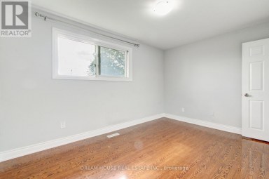 3764 WYEWOOD ROAD Mississauga (Malton) Ontario photo 27