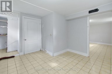 3764 WYEWOOD ROAD Mississauga (Malton) Ontario photo 38