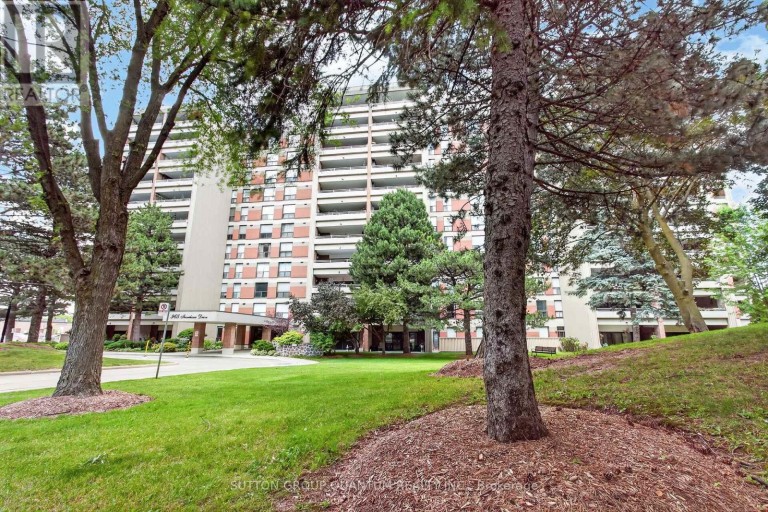 504 - 965 INVERHOUSE DRIVE, Mississauga (Clarkson), Ontario, L5J4B4