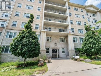 206 - 251 LESTER STREET Waterloo Ontario photo 4