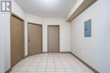 206 - 251 LESTER STREET Waterloo Ontario photo 7