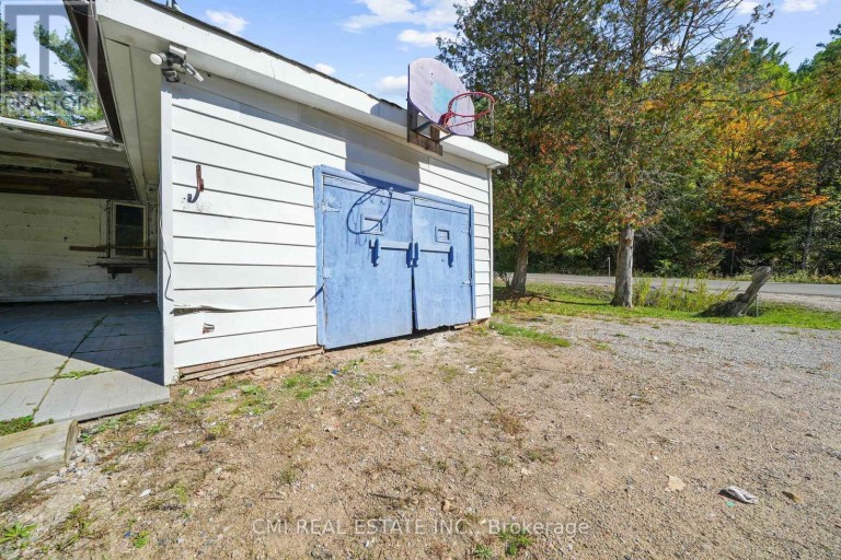 1093 SOUTH LAKE ROAD, Minden Hills (Snowdon), Ontario, K0M2K0