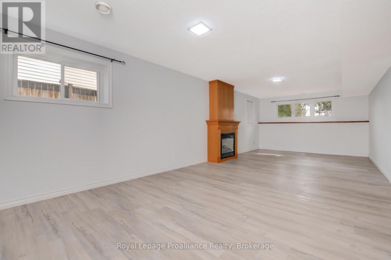 120 RAGLAN STREET, Brighton, Ontario, K0K1H0