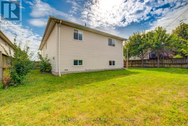 120 RAGLAN STREET, Brighton, Ontario, K0K1H0
