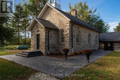 1174 10 NOTTAWASAGA CONCESSION Clearview Ontario photo 1