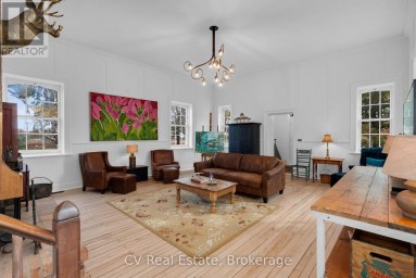 1174 10 NOTTAWASAGA CONCESSION Clearview Ontario photo 17