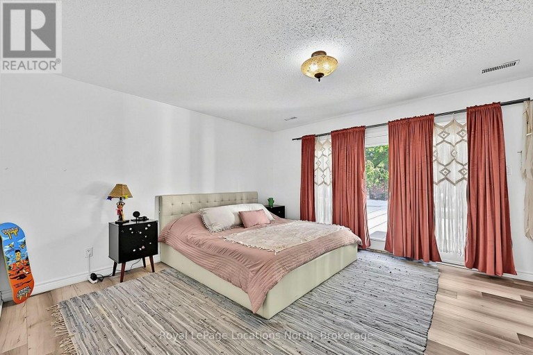 39 FOREST DRIVE, Collingwood, Ontario, L9Y4W7