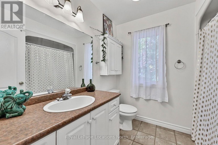 39 FOREST DRIVE, Collingwood, Ontario, L9Y4W7