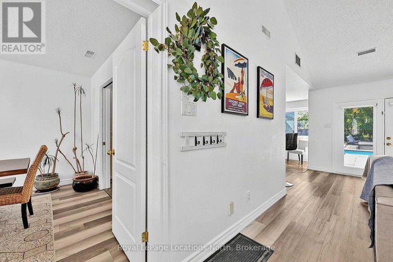 39 FOREST DRIVE, Collingwood, Ontario, L9Y4W7