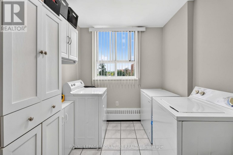 512 - 1615 BLOOR STREET, Mississauga (Applewood), Ontario, L4X1S2