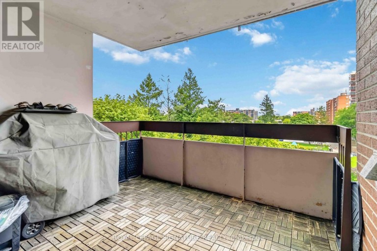 512 - 1615 BLOOR STREET, Mississauga (Applewood), Ontario, L4X1S2