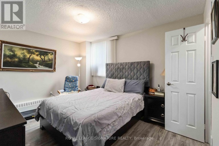 512 - 1615 BLOOR STREET, Mississauga (Applewood), Ontario, L4X1S2