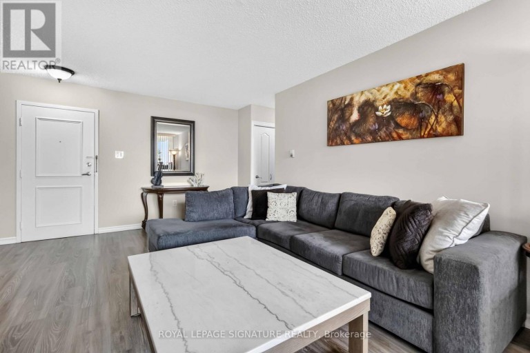512 - 1615 BLOOR STREET, Mississauga (Applewood), Ontario, L4X1S2