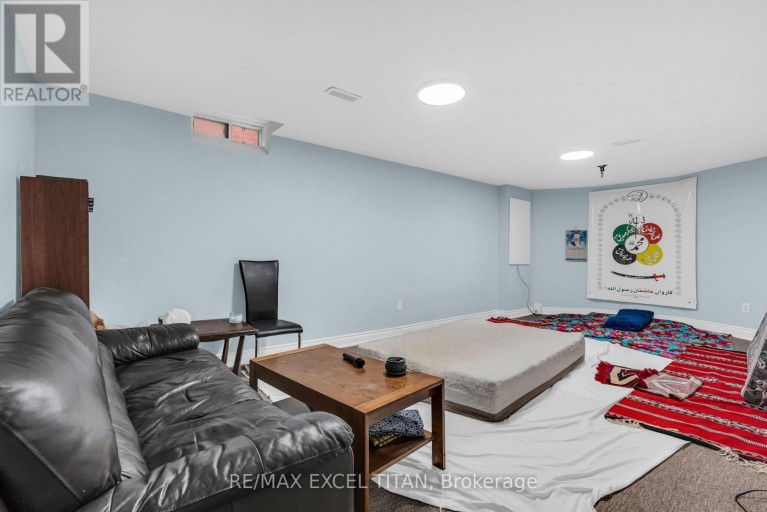 7 BRAYDON BOULEVARD, Brampton (Vales of Castlemore), Ontario, L6P1G2