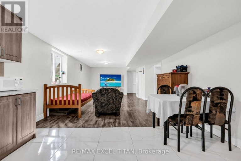 7 BRAYDON BOULEVARD, Brampton (Vales of Castlemore), Ontario, L6P1G2