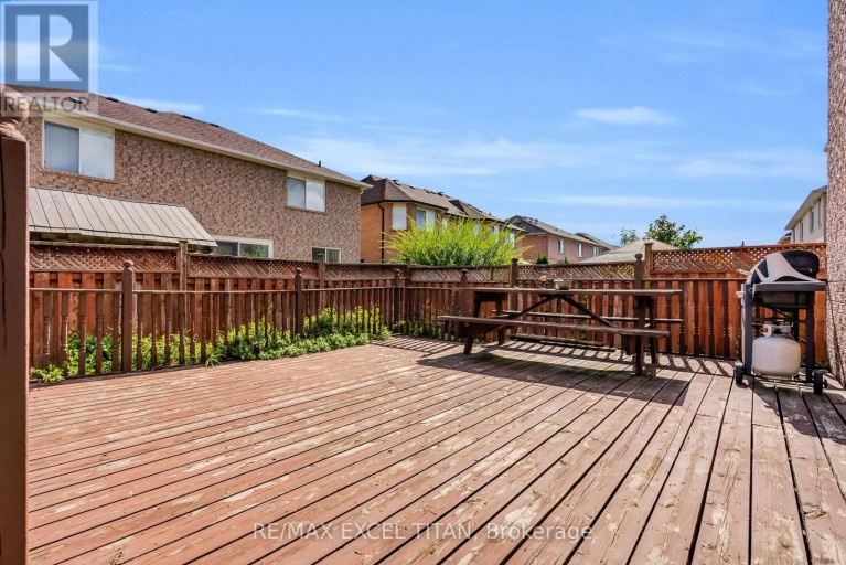7 BRAYDON BOULEVARD, Brampton (Vales of Castlemore), Ontario, L6P1G2
