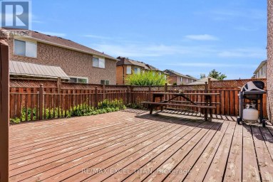 7 BRAYDON BOULEVARD Brampton (Vales of Castlemore) Ontario photo 50
